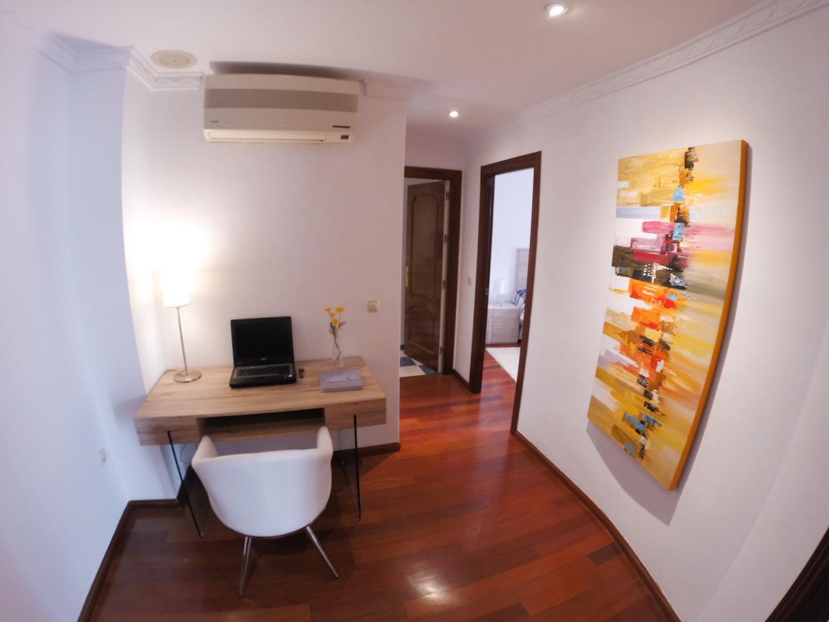 Apt Gibralhorce Suite By Malaga Picasso Rentals Selection Экстерьер фото